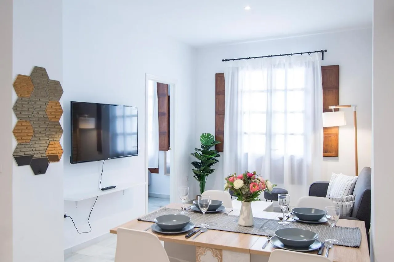 Riverside Triana Apartment إشبيلية إسبانيا