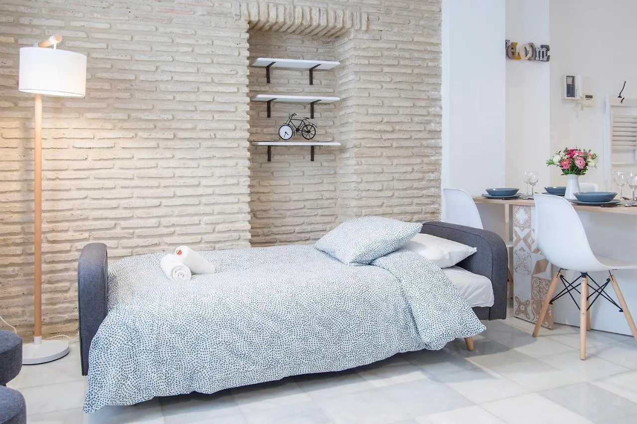 Riverside Triana Apartment إشبيلية